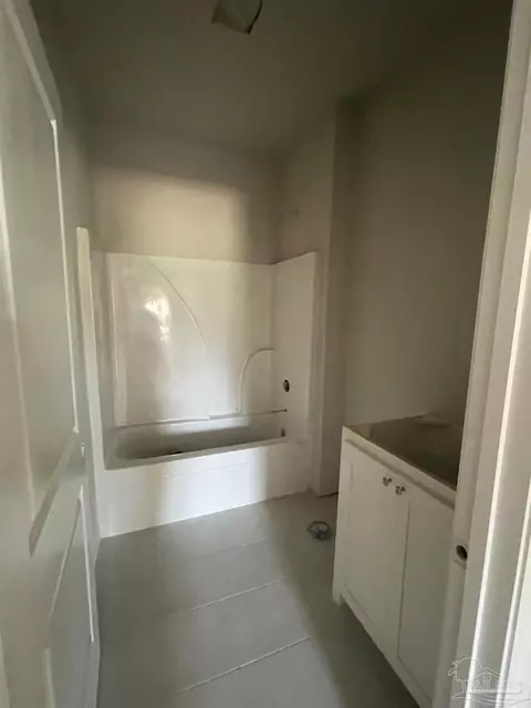 5035 Covenant Cir, Pace, FL 32571 photo 10