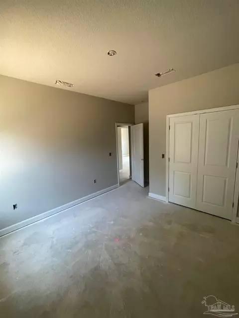 5035 Covenant Cir, Pace, FL 32571 photo 9