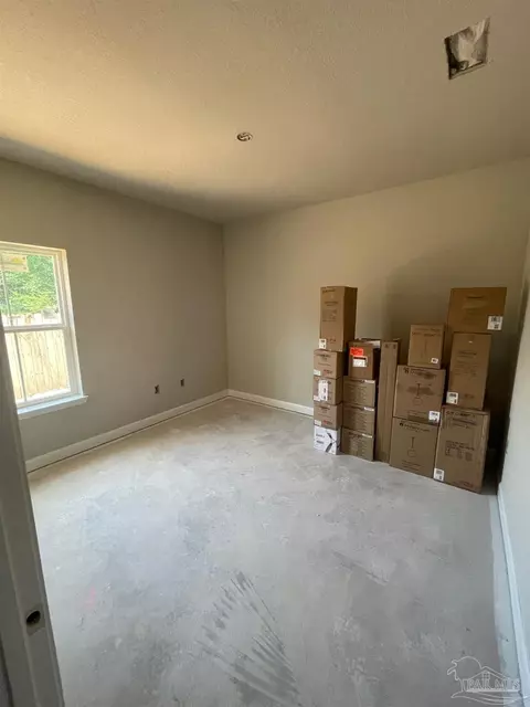 5035 Covenant Cir, Pace, FL 32571 photo 12
