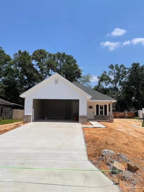 5035 Covenant Cir, Pace, FL 32571 photo 1