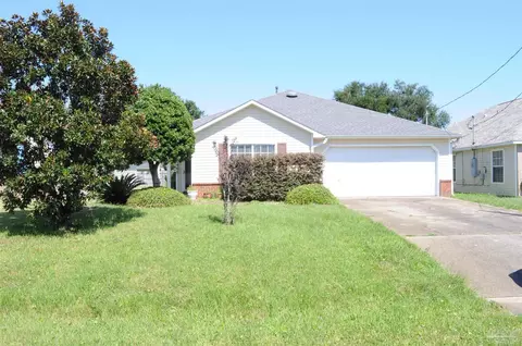 2456 Gulf Breeze Ave, Pensacola, FL 32507