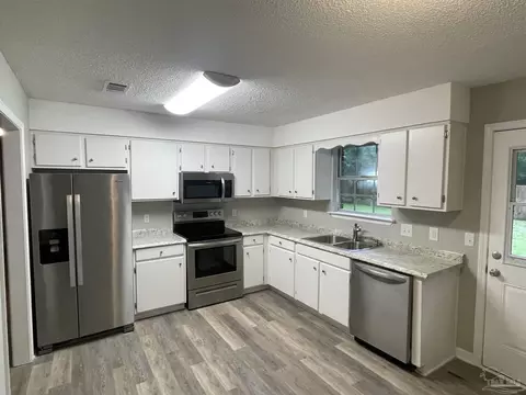 5420 Gwen Ln, Pace, FL 32571 photo 11