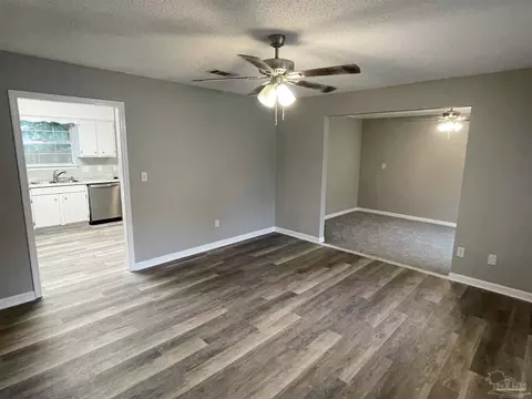 5420 Gwen Ln, Pace, FL 32571 photo 7