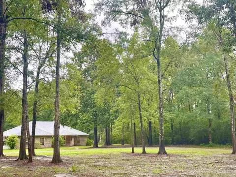 3102 Chippewa Ln, Milton, FL 32571 photo 2