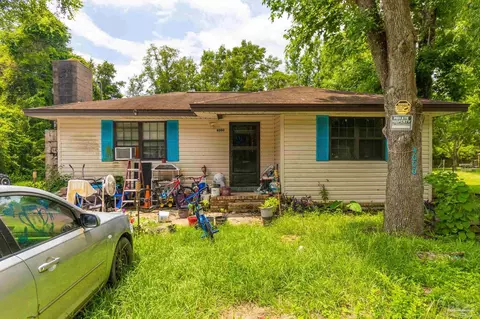 4000 Charles Cir, Pace, FL 32571 photo 3