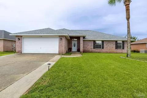 1130 Freeboard Blvd, Pensacola, FL 32507