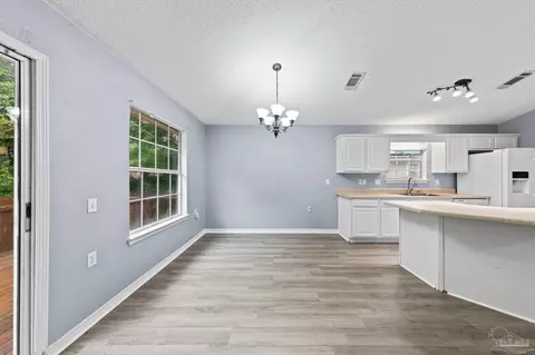 5270 Overbrook Dr, Milton, FL 32570 photo 4