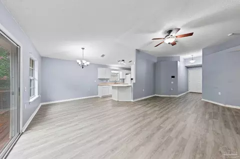 5270 Overbrook Dr, Milton, FL 32570 photo 13