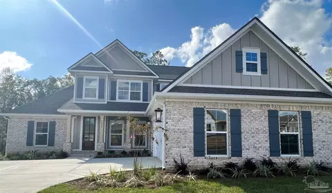 2803 Trestle Way, Cantonment, FL 32533