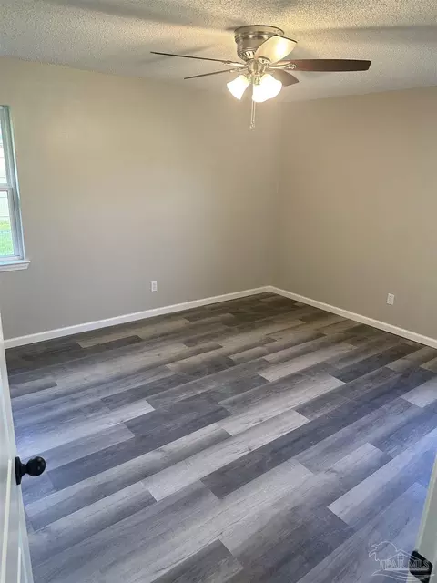 4233 Rice Rd, Milton, FL 32583 photo 11