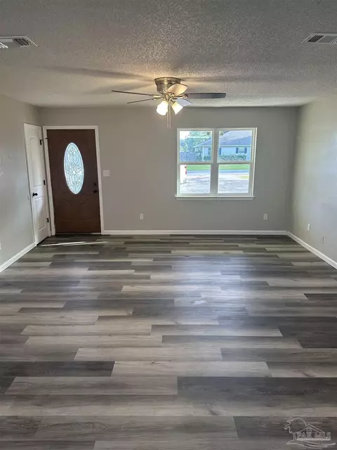 4233 Rice Rd, Milton, FL 32583 photo 2