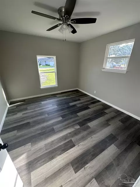 4233 Rice Rd, Milton, FL 32583 photo 6