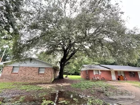 6618 Applegate St Apt 6618 6620 6622 #6618, 6620, 6622, Milton, FL 32570