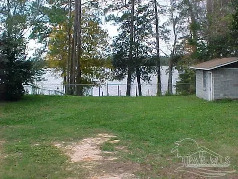 5233 Nimitz Rd, Milton, FL 32583 photo 4