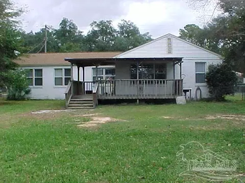 5233 Nimitz Rd, Milton, FL 32583 photo 2