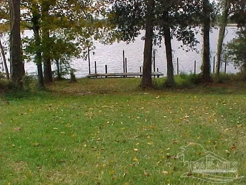 5233 Nimitz Rd, Milton, FL 32583