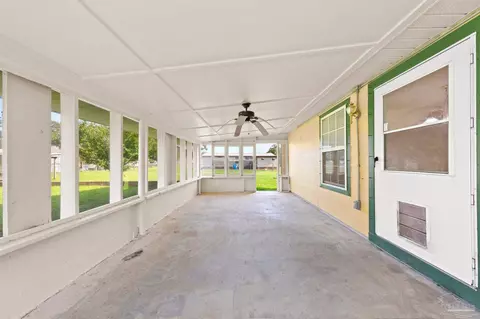 4064 Roxies Ln, Pace, FL 32571 photo 10