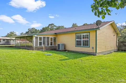 4064 Roxies Ln, Pace, FL 32571 photo 8