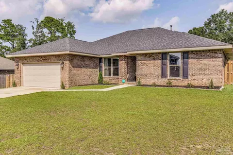 7010 Brylington Blvd, Pensacola, FL 32526