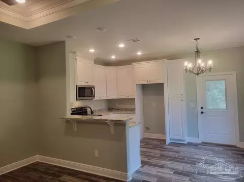 2977 N 16th Ave, Milton, FL 32583 photo 7