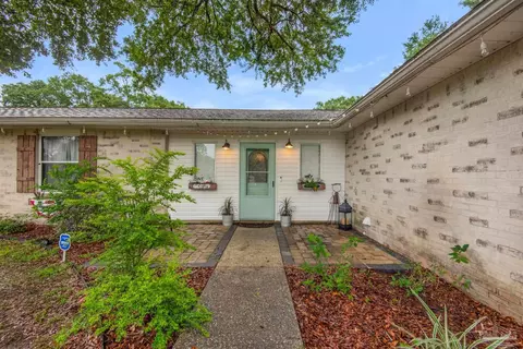 4316 Highland Blvd, Pace, FL 32571 photo 4