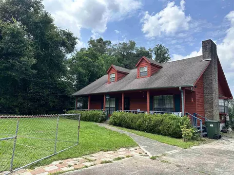 1504 Dana St, Pensacola, FL 32514