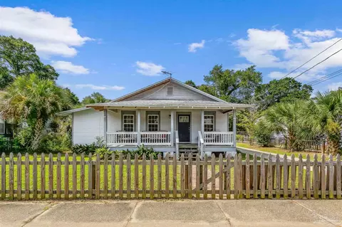 1003 W Gregory St, Pensacola, FL 32502