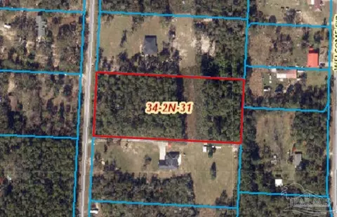 921 Pinoak Ln, Cantonment, FL 32533