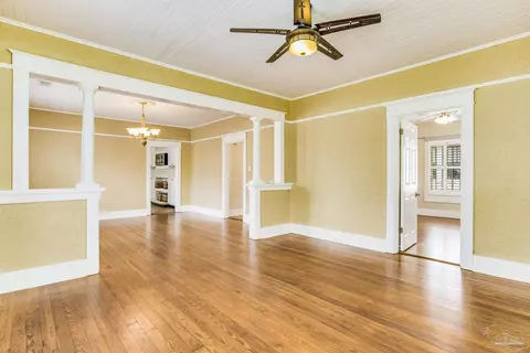 1015 W Gregory St, Pensacola, FL 32502