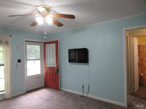 7219 Putters Ln, Milton, FL 32570 photo 4