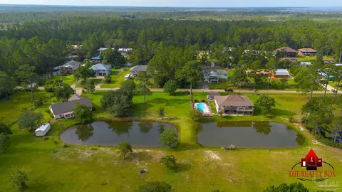 Blackwater Dr, Milton, FL 32583 photo 8