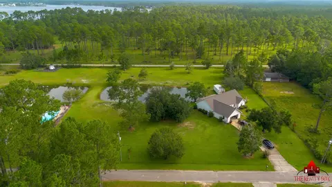Blackwater Dr, Milton, FL 32583