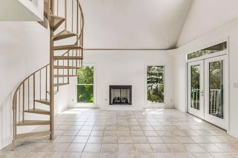 534 E Zarragossa St #8, Pensacola, FL 32502