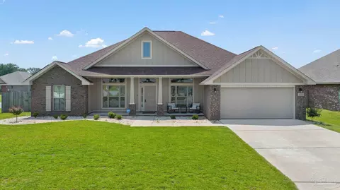 6205 Ithaca St, Milton, FL 32570
