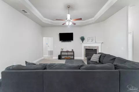 6205 Ithaca St, Milton, FL 32570 photo 9