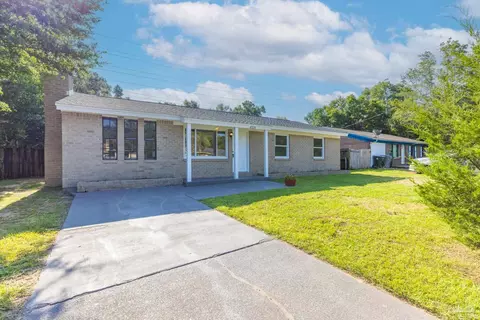 4518 Landes Dr, Pensacola, FL 32505
