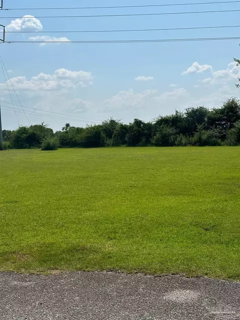 1400 Blk Rolling Oaks Dr, Molino, FL 32577