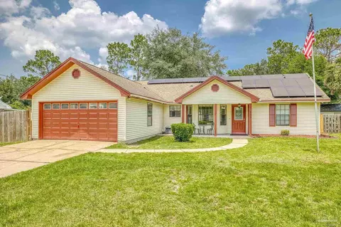 203 W Walker Cir, Crestview, FL 32539
