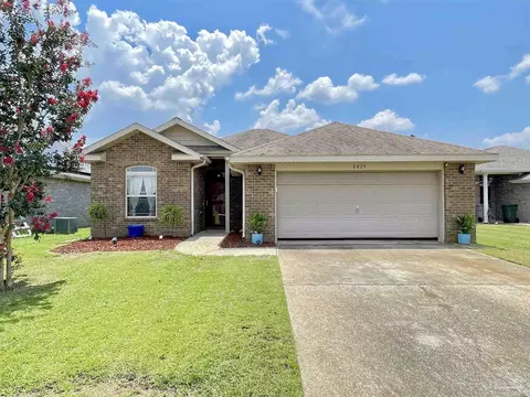2439 Flintstone Dr, Cantonment, FL 32533