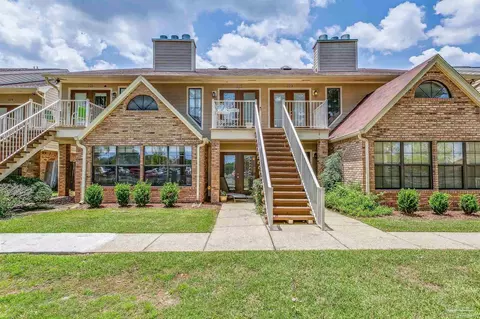 5001 Grande Dr #211, Pensacola, FL 32504