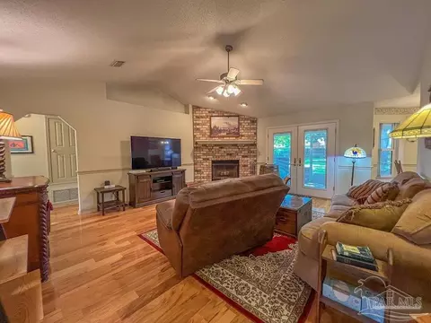 3608 Sawmill Cir, Pace, FL 32571 photo 7