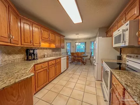 3608 Sawmill Cir, Pace, FL 32571 photo 12