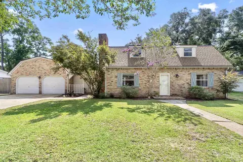 324 Southwalk Pl, Pensacola, FL 32506