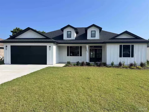 5457 Galveston Ct, Gulf Breeze, FL 32563