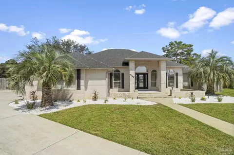 4368 Martha Ct, Gulf Breeze, FL 32563