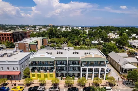 108 S Alcaniz St #109, Pensacola, FL 32502