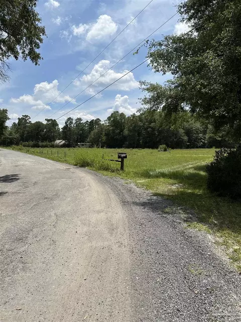 7161 Heath Rd, Milton, FL 32570 photo 7