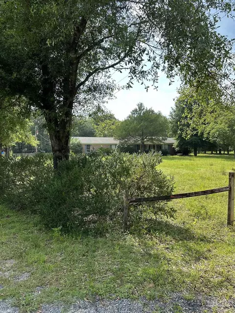 7161 Heath Rd, Milton, FL 32570 photo 3