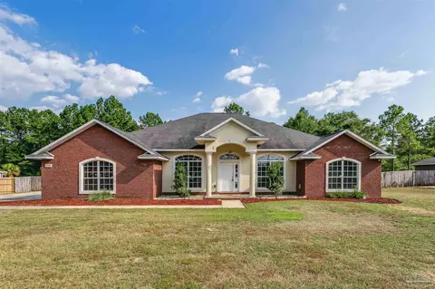9901 Nichols Lake Rd, Milton, FL 32583