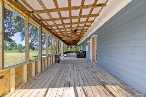 9561 S Trace Rd, Milton, FL 32583 photo 5